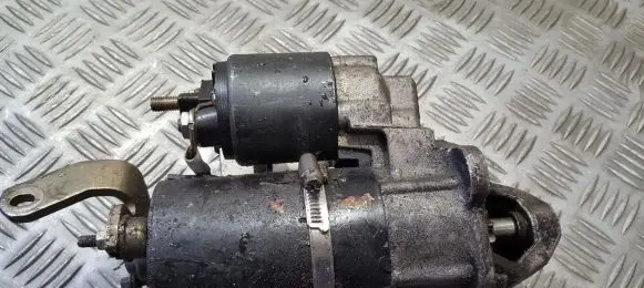 Volkswagen PASSAT B5 Starter motor 1005821933