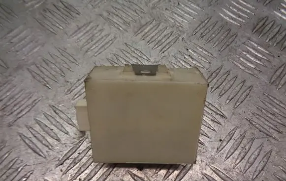 Toyota Avensis T250 Sliding door control unit/module 8974105070