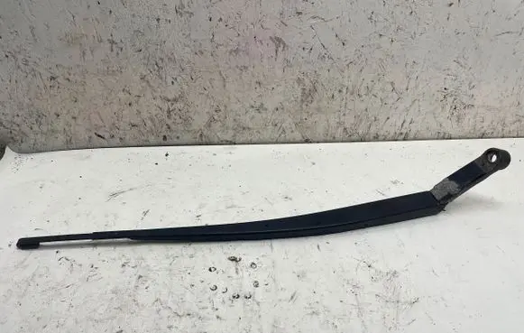 Toyota Prius (XW20) Front wiper blade arm