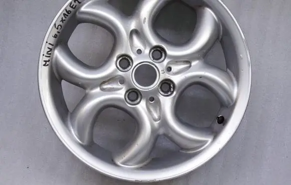 Mini One - Cooper Clubman R55 R16 alloy rim 