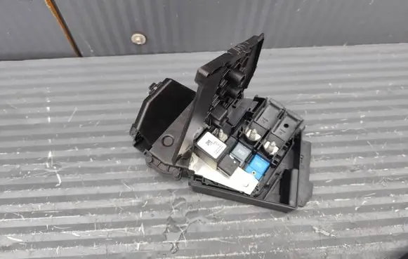 Mercedes-Benz GLA H247 Fuse box set A1775404007