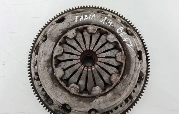 Skoda Fabia Mk1 (6Y) Clutch set kit 036141025