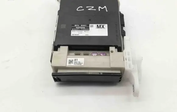 Toyota C-HR I Central body control module 89221F4020