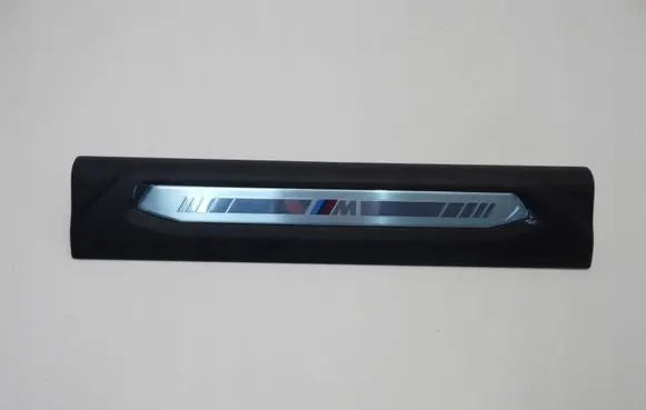BMW 2 F44 Front sill trim cover 7489947