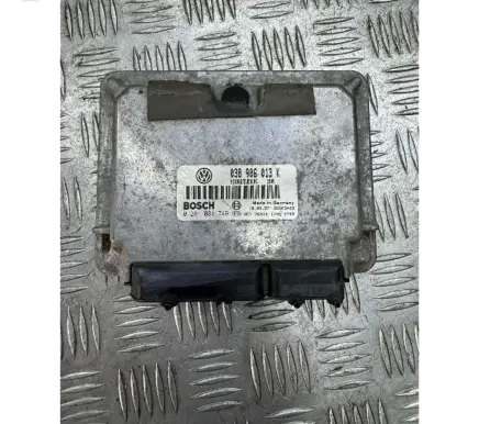 Volkswagen Polo III 6N 6N2 6NF Engine control unit/module 038906013K 28SA3403 0281001749