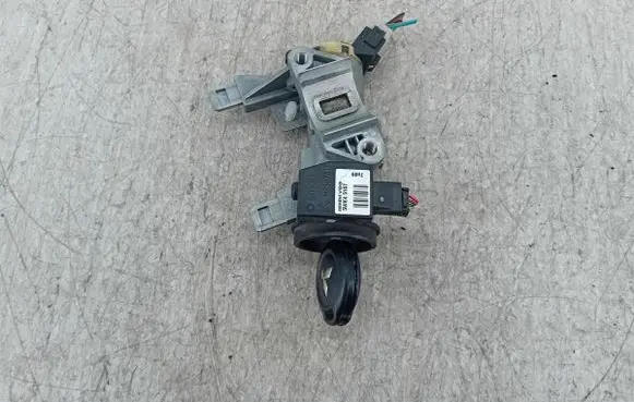 Mitsubishi Colt Ignition lock MR587813