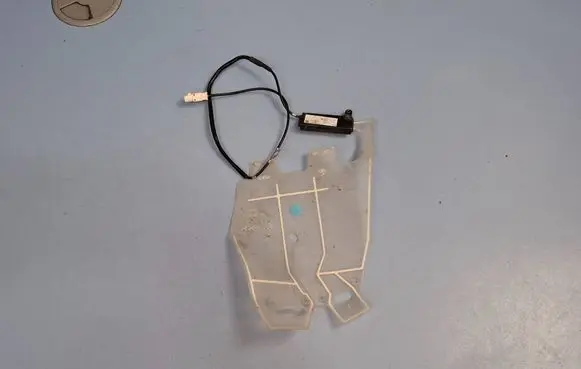 Volkswagen Amarok Front door wing mirror part 2H0035532 920211201