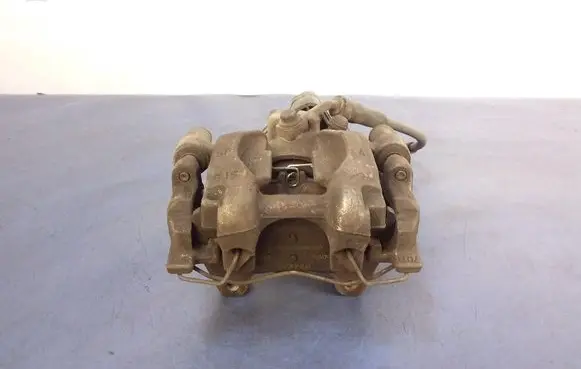 Volkswagen PASSAT B8 Rear brake caliper 