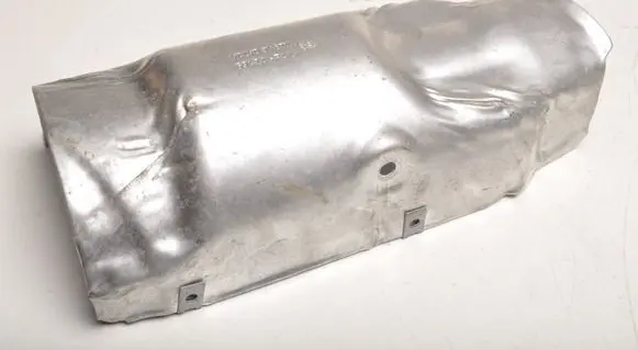Volvo V60 Heat shield in engine bay 31437205