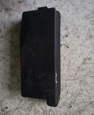 Opel Antara Fuse box cover