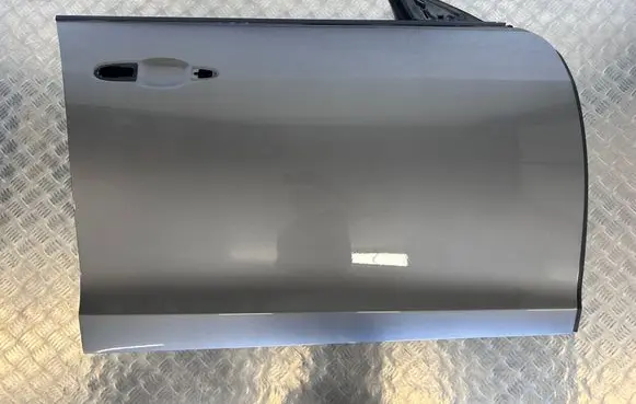 Maserati Ghibli Front door