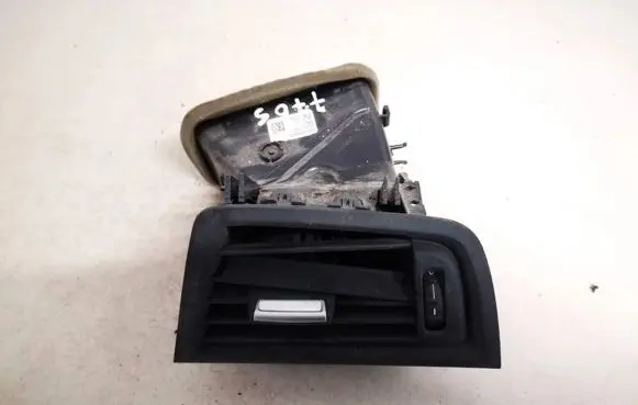 BMW 5 GT F07 Dash center air vent grill f5916688809 16828110