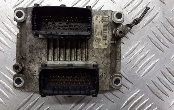 Opel Agila A Engine control unit/module ECU 24420559