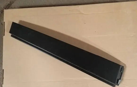 Volkswagen Touran II Rear door glass trim molding 1T0839889