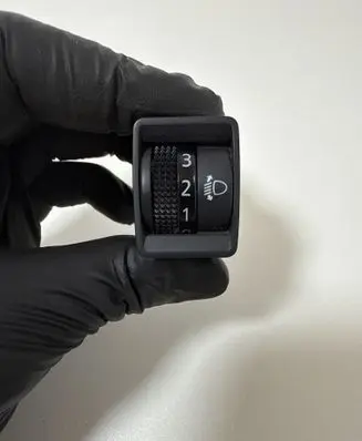 Nissan X-Trail T32 Headlight level height control switch