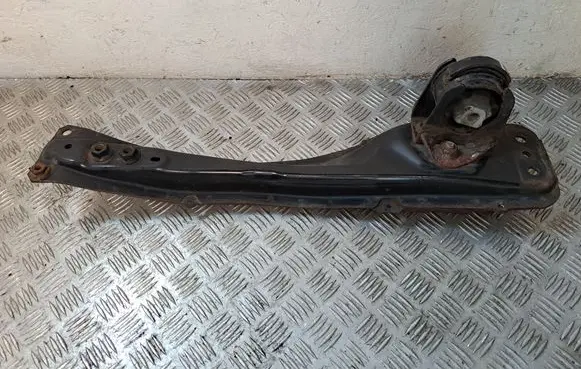Toyota Corolla Verso AR10 Front subframe 512040F010
