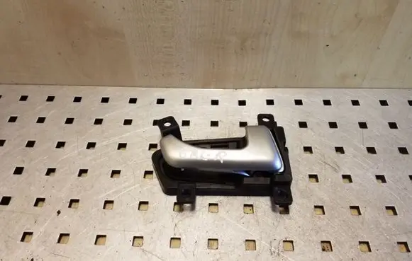 KIA Sportage Rear door interior handle 826203U000