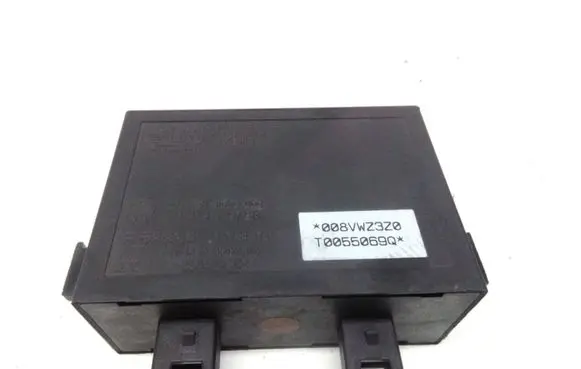 Volkswagen PASSAT B4 Immobilizer control unit/module 1H0953257
