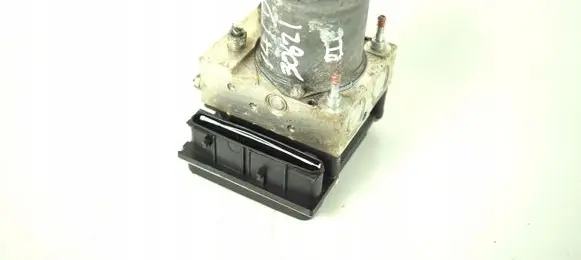 Toyota Avensis T270 ABS Pump 0265952119 0265252483