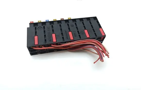 Mercedes-Benz R W251 Fuse module 0025450901