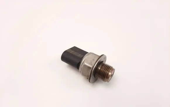 Fuel pressure sensor