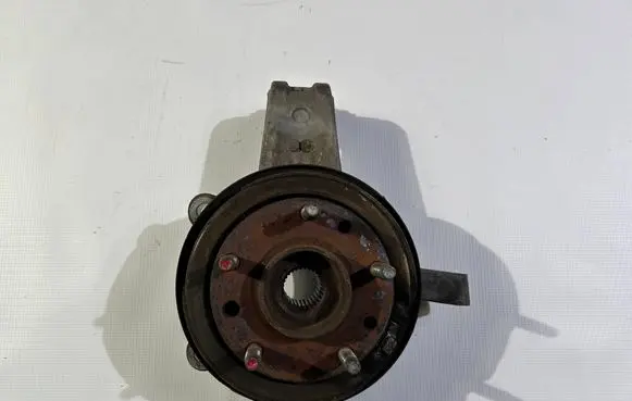 Chevrolet Corvette C5 Rear wheel hub spindle/knuckle 10237238