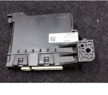 Toyota Avensis T270 Other control units/modules 8865005350