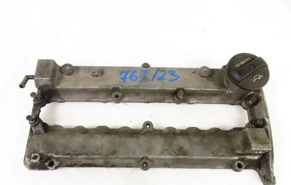 Mitsubishi Carisma Rocker cam cover 