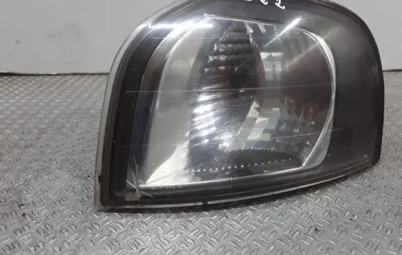 Volvo S80 Front indicator light 9154472