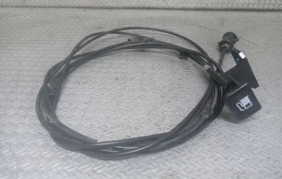 Honda CR-V Fuel cap flap release cable 
