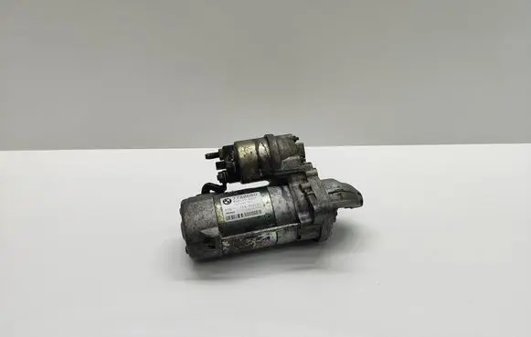 BMW 5 E60 E61 Starter motor 7788680 E5511VAI07 P7612V010