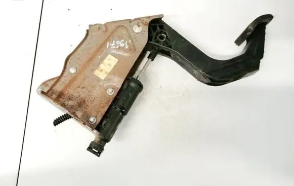 Volkswagen Crafter Clutch pedal 1036776