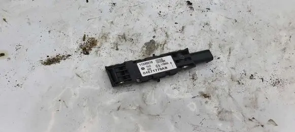 Chrysler Pacifica Airbag deployment crash/impact sensor 11385518 04671779AB