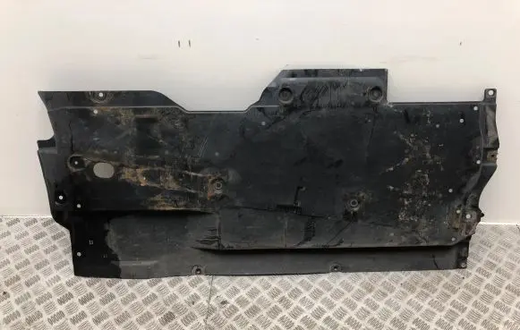 Mazda 3 III Center/middle under tray cover 
