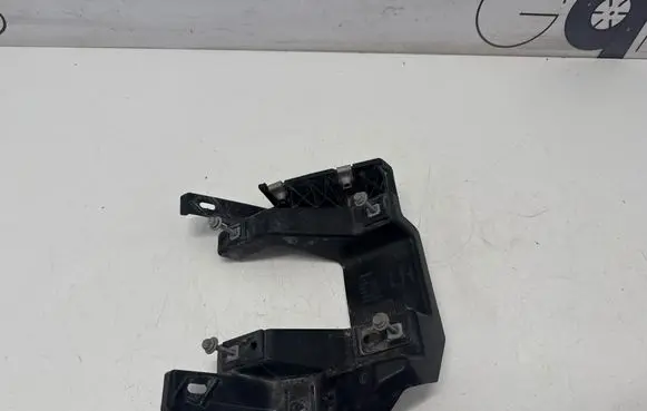 Dodge RAM Fog light bracket 68291439AB