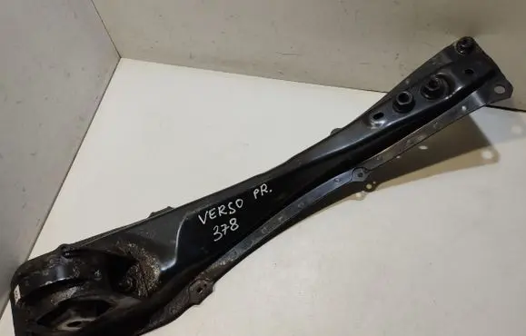 Toyota Corolla Verso AR10 Front subframe