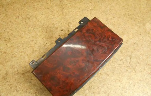 Toyota Land Cruiser (J100) Ashtray (front) 
