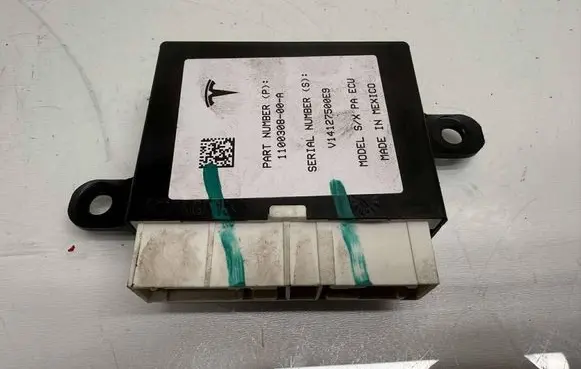 Tesla Model X Parking PDC control unit/module 110030800A