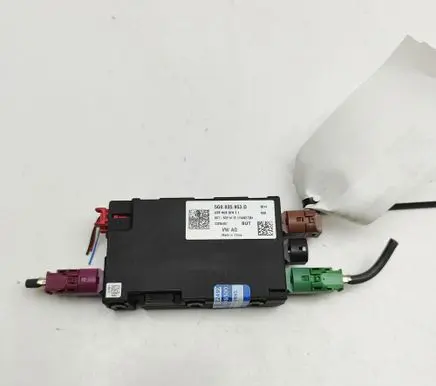 Volkswagen PASSAT B8 USB control unit 5G0035953D