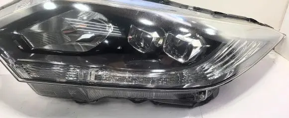 Honda HR-V Headlight/headlamp 10018205