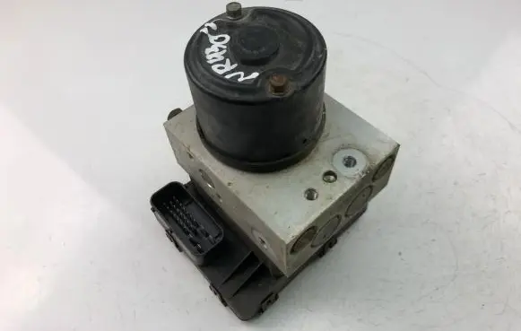 Hyundai Santa Fe ABS Pump 9566026500