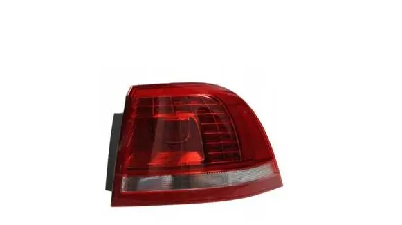 Volkswagen Touareg II Rear/tail lights 7P6945208