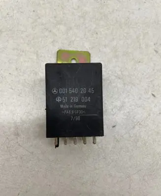 Mercedes-Benz Vito Viano W638 Other relay 0015402045 51219004