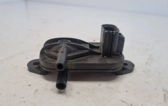 Volvo V70 Exhaust gas pressure sensor 3M5A5L200AA