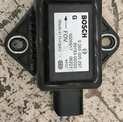 Toyota Avensis T250 ESP acceleration yaw rate sensor 0265005297