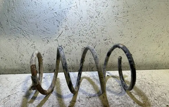 Toyota Corolla E140 E150 Rear coil spring