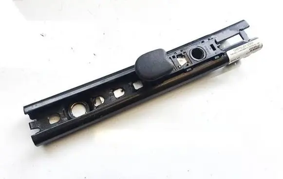 Chrysler Voyager Seat belt adjustment rail 04680418