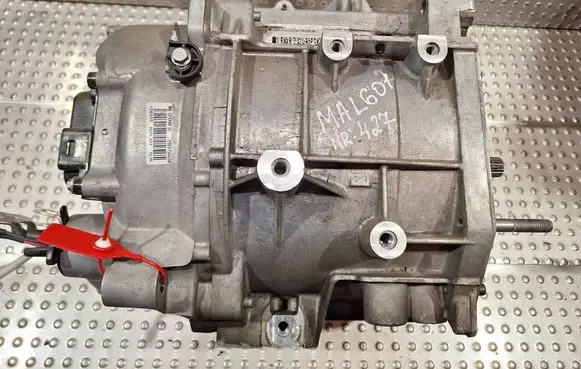 Renault Twingo III Electric car motor S25053427 5AL601 MAL601