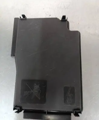 Opel Vivaro Fuse box cover 93452998 243121532R