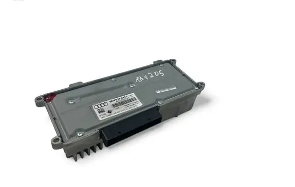 Audi A5 8T 8F Sound amplifier 8R0035223F